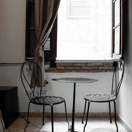 Castello Guest house
